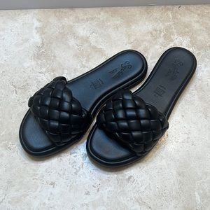 Seychelles Bellissima Black Slide, size 6.5